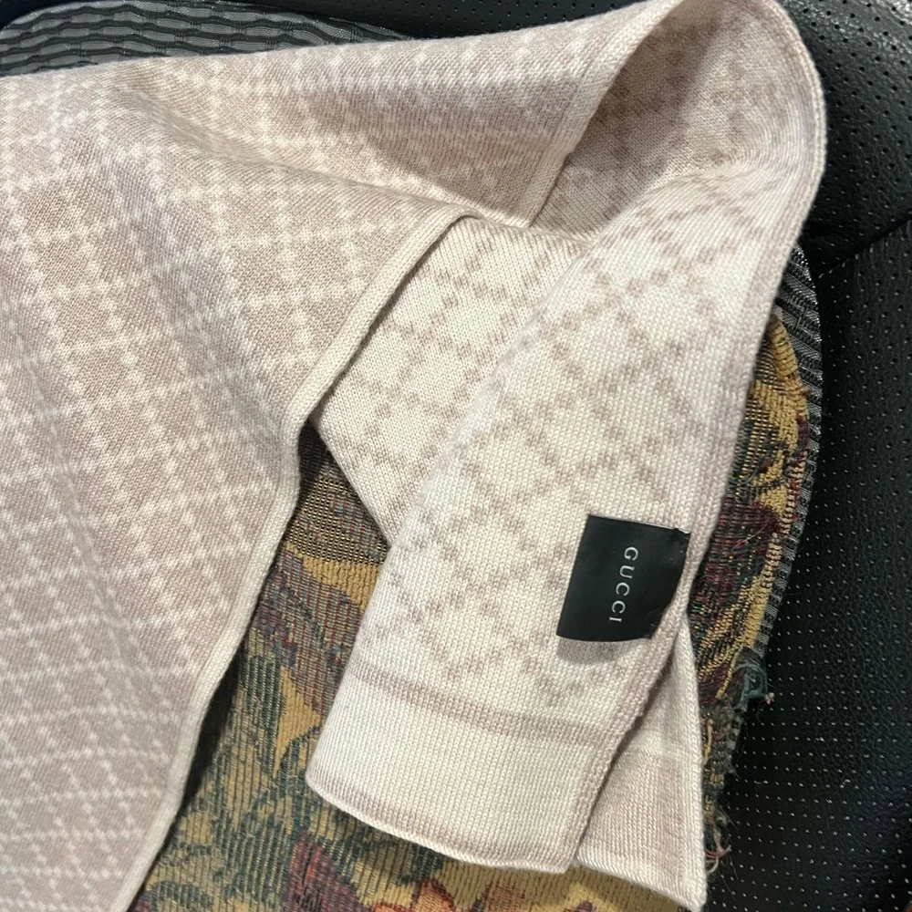 Gucci DOUBLE JACQUARD GG WOOL SCARF